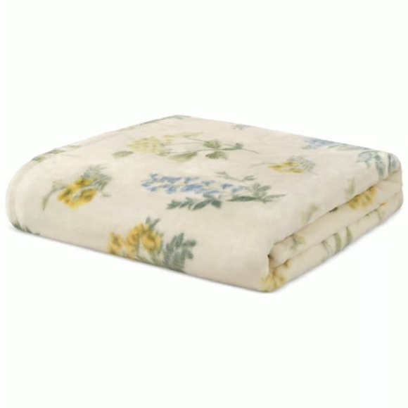Cottage Cozy Plush Throw - White with Blue and Yellow Floral 50 x 70 NEW! - Picture 6 of 8